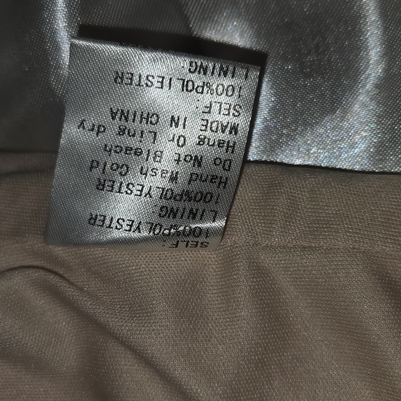 Windsor Gold Sparkling Dress - Picture 8 of 10